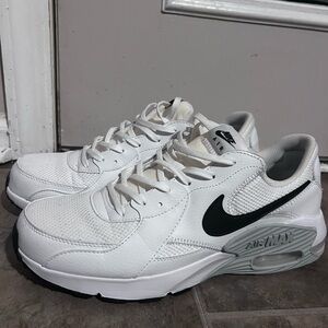 Nike Air Max White and Black Sneakers